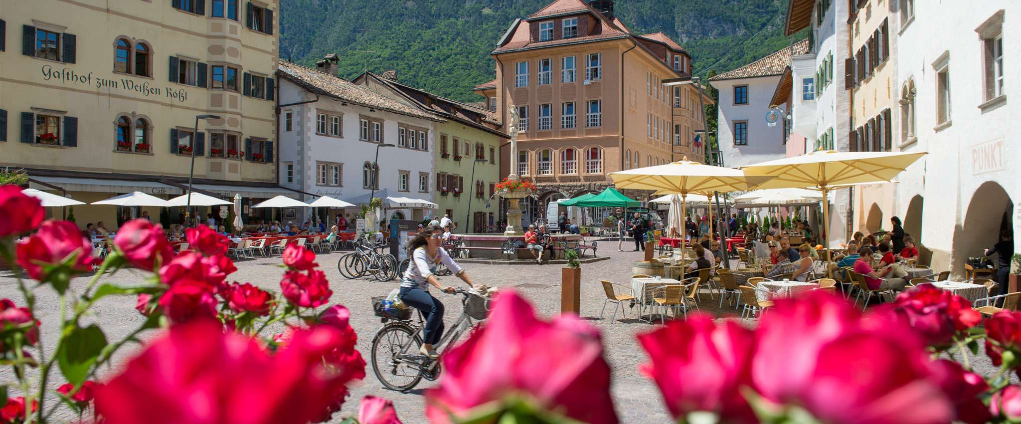 20120605Fruehling_2-Marktplatz-Helmuth_Rier